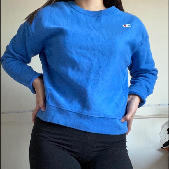 blue champion crewneck womens